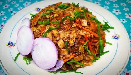 Koththu (Rotti/Stringhoppers/Pittu)